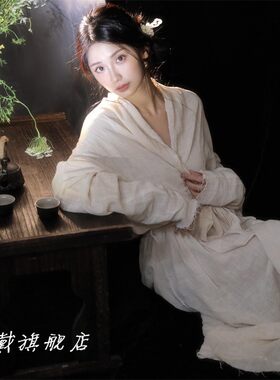 影楼新款气质少女温柔风V领连衣裙女早春新款清冷感收腰仙女长裙