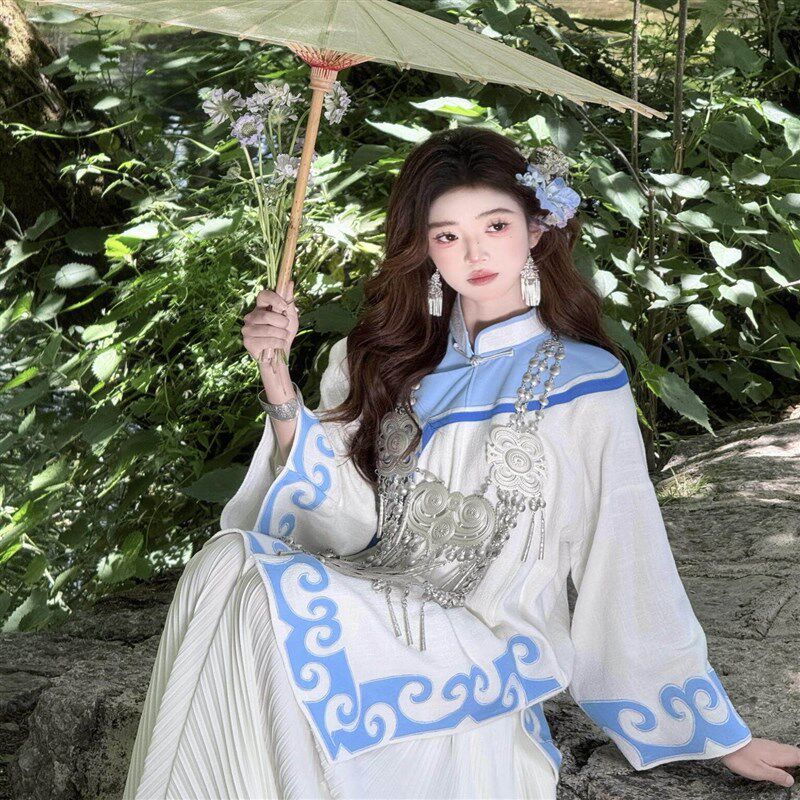 影楼新款彝族服装传统新中式中国风服饰旅拍少数民族写真摄影服装