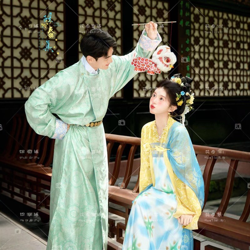 新款唐制情侣国风俏皮可爱影楼主题拍照古装嫁衣情侣婚纱照主题服