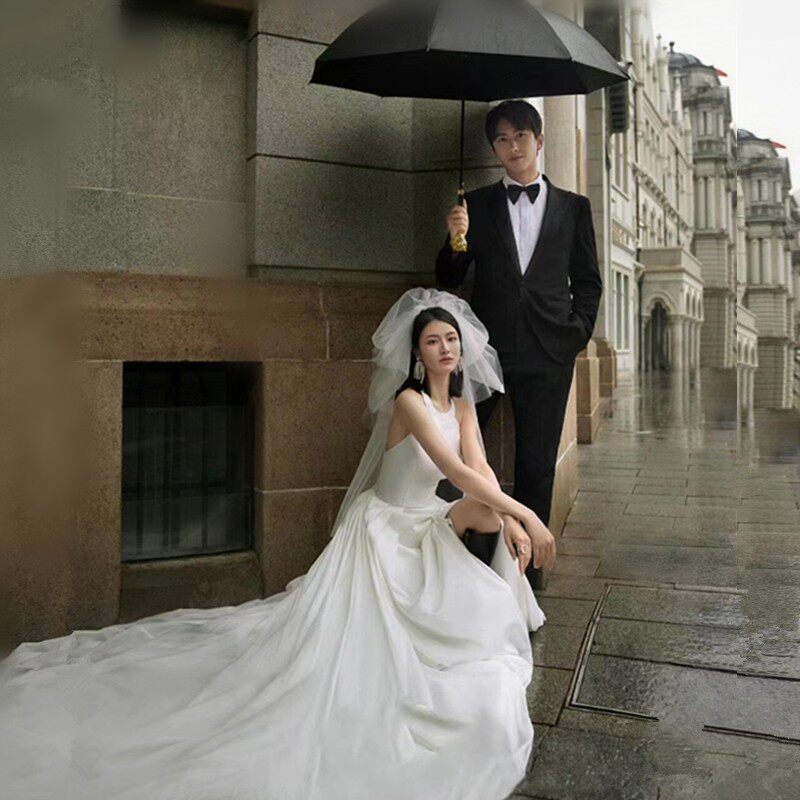 轻婚纱法式复古缎面森系简约街拍外景写真礼服照相馆情侣摄影服装