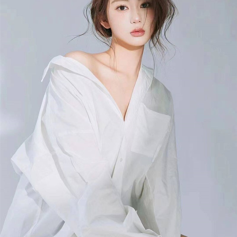 影楼拍照服装光影清冷慵懒纯欲氛围感写真少女白色衬衣艺术照摄影