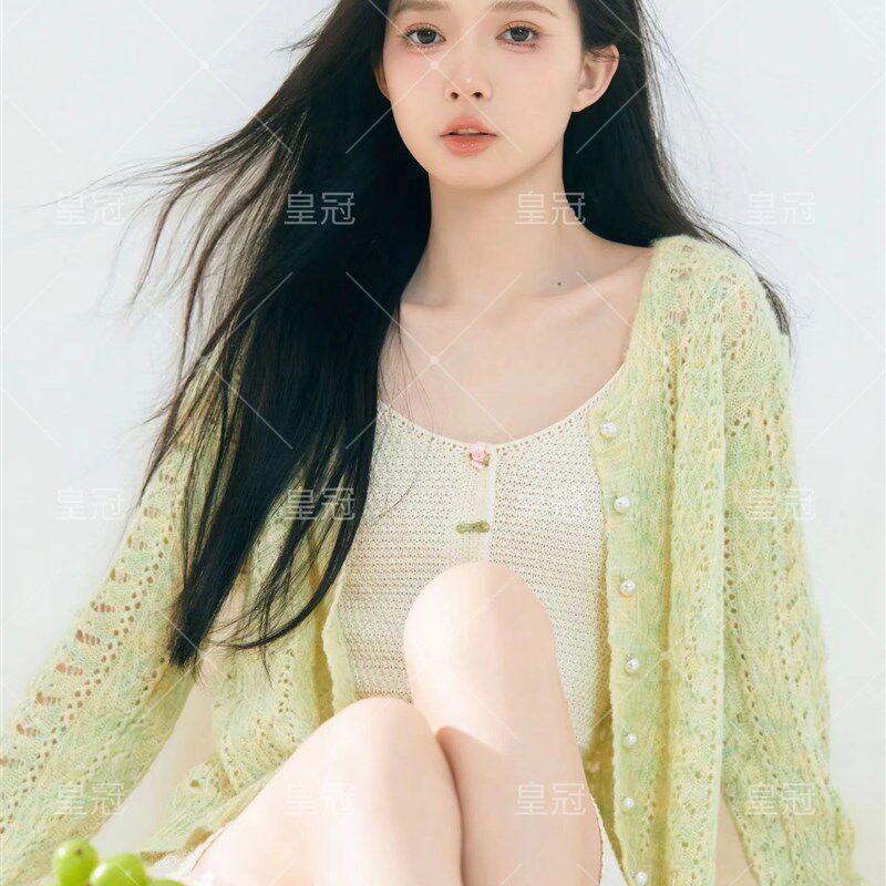 春日画报风写真服装影楼甜美小清新氛围感纯欲私房少女艺术照摄影