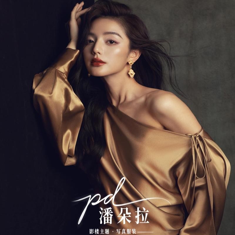 新款照相馆肖像写真服装时尚气质高级感轻熟女杂志风形象照摄影礼