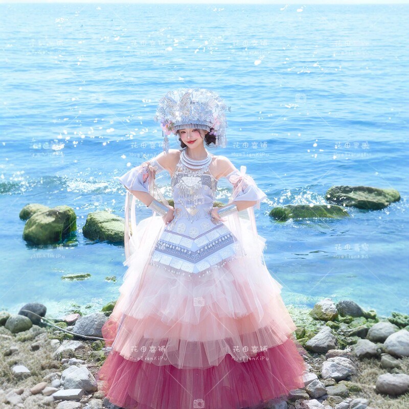 新粉色阿卯苗族服装女夏蛋糕裙舞台礼服土家族苗疆少女民族风摄影