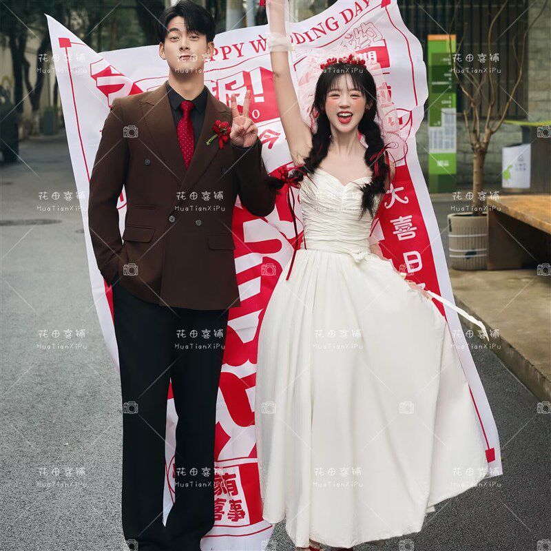 法式复古轻婚纱新娘结婚晨袍女小众设计感订婚领证登记洋装礼服