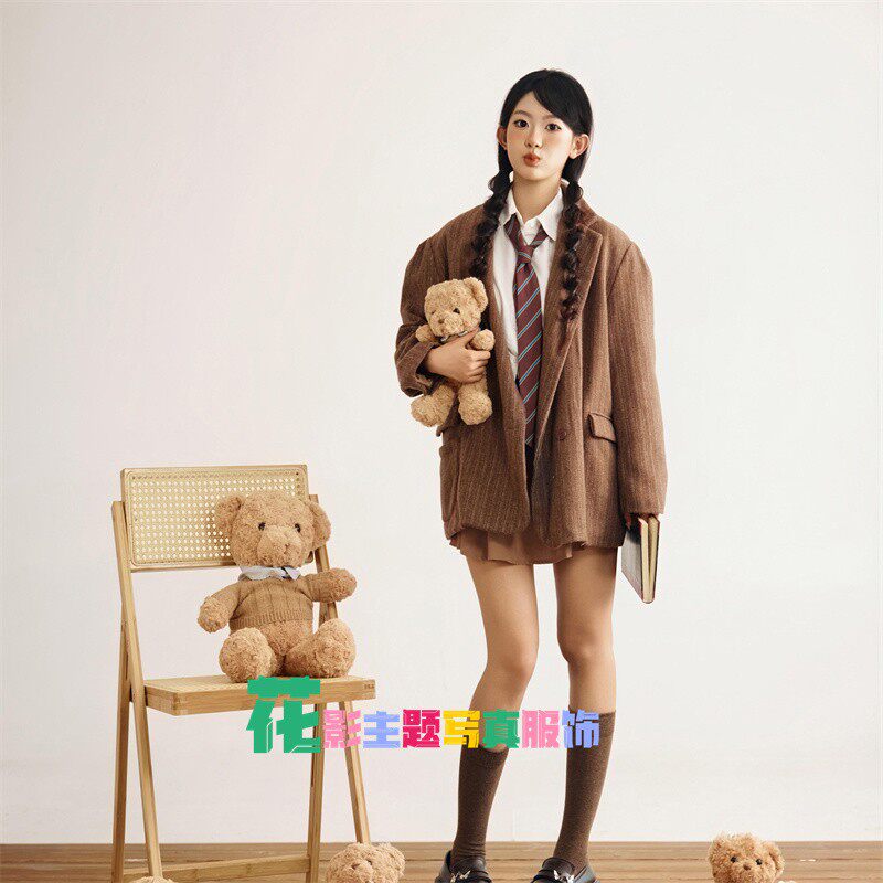 影楼主题服装法式室内简约棕色西服套装少女拍照摄影圣诞写真服装