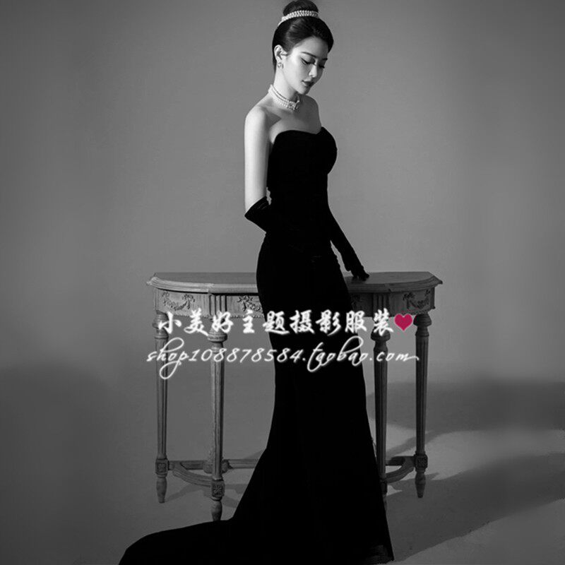 法式复古赫本风黑色丝绒抹胸鱼尾礼服照相馆拍照个人写真摄影服装
