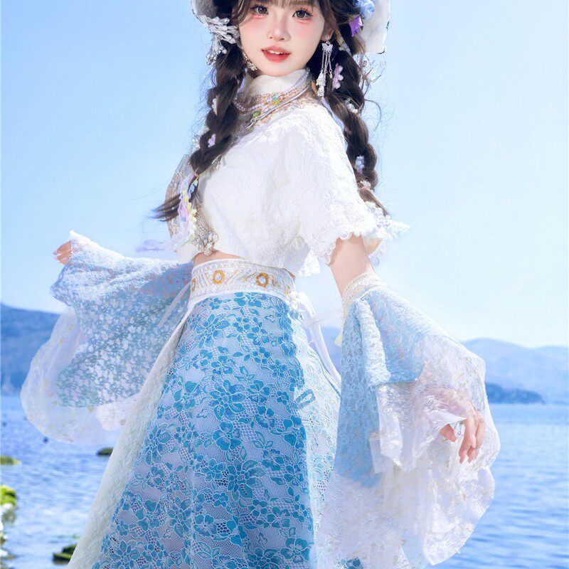 壮族民族服装女新款西双版纳丽江云南大理旅拍民族风写真拍照衣服