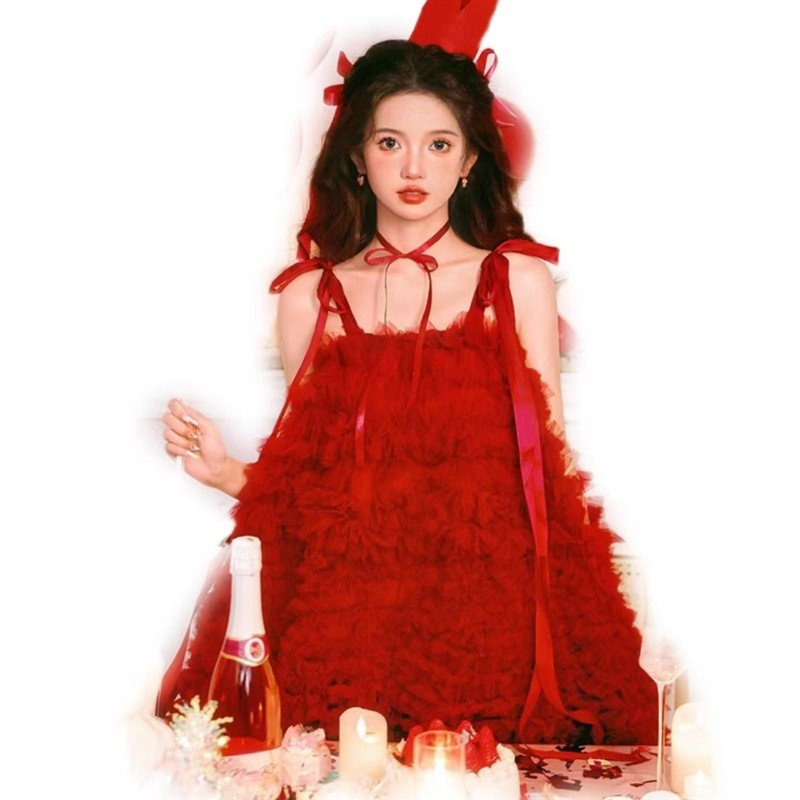 影楼新年主题喜庆生日写真红色连衣裙甜美风少女个人艺术照摄影服