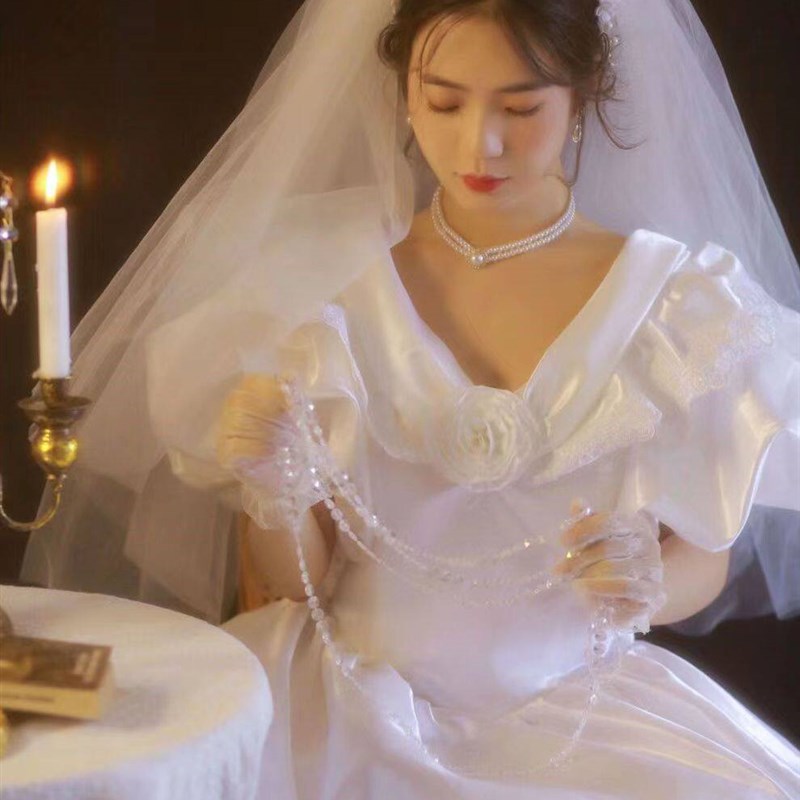 复古婚纱港风宫廷礼服法式摄影个人写真艺术照影楼主题拍照服装