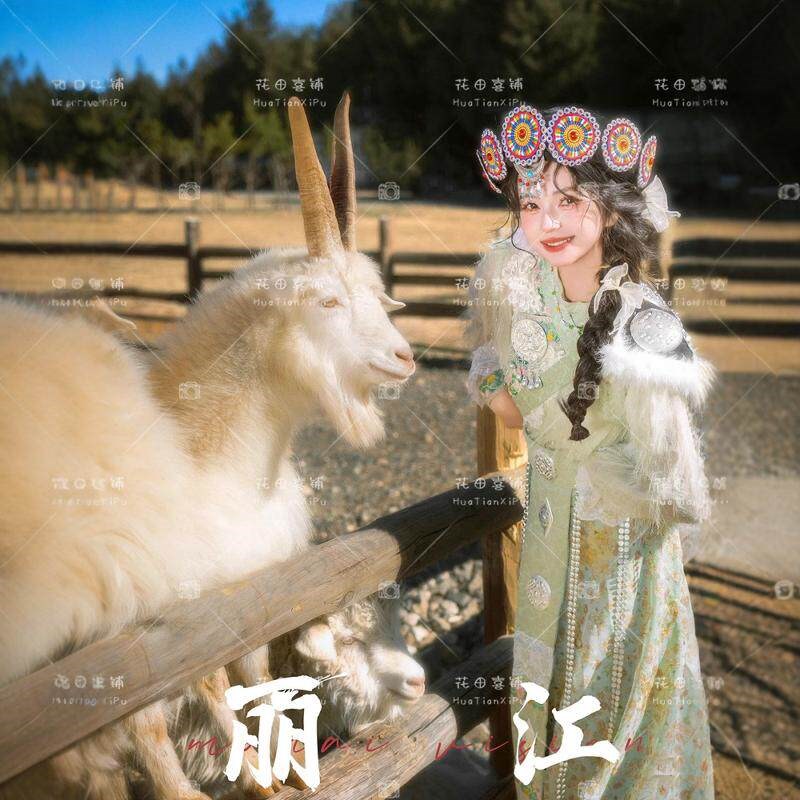 纳西族小清新服装 少女民族风旅拍服饰 2024秋季新款民族装