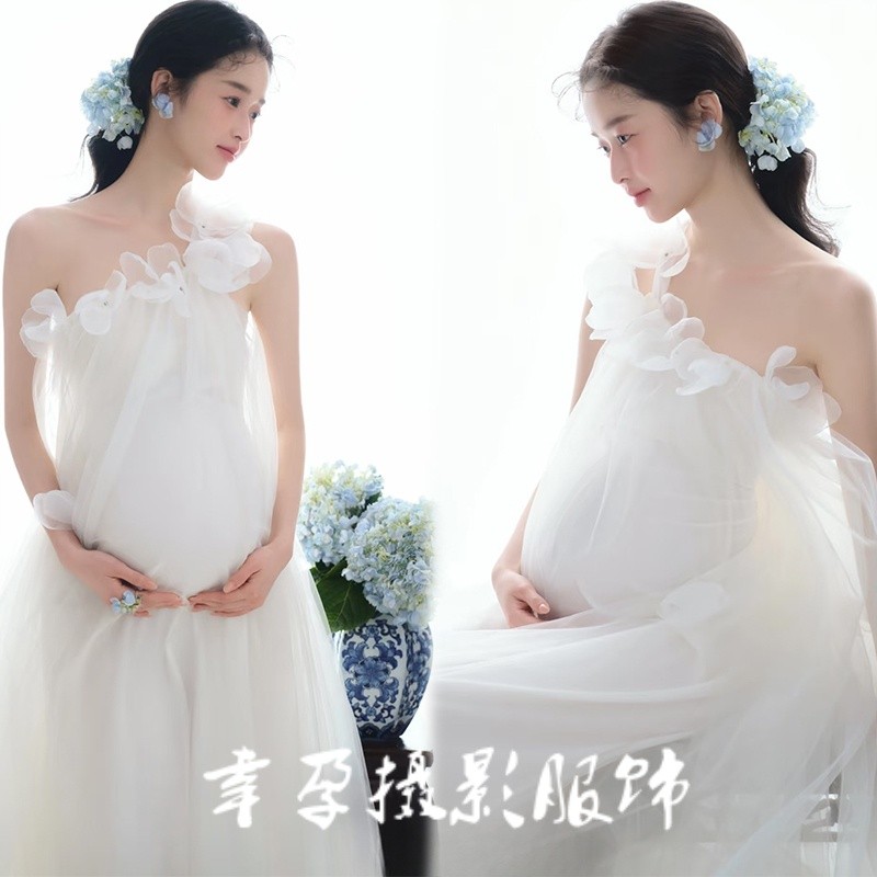 影楼新款孕妇照服装法式白色礼服裙孕妈咪氛围感大肚照衣服在家拍