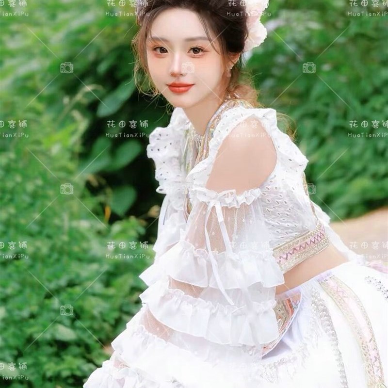 苗疆少女新款刺绣苗族服装民族风云南丽江大理旅拍摄影照写真服装