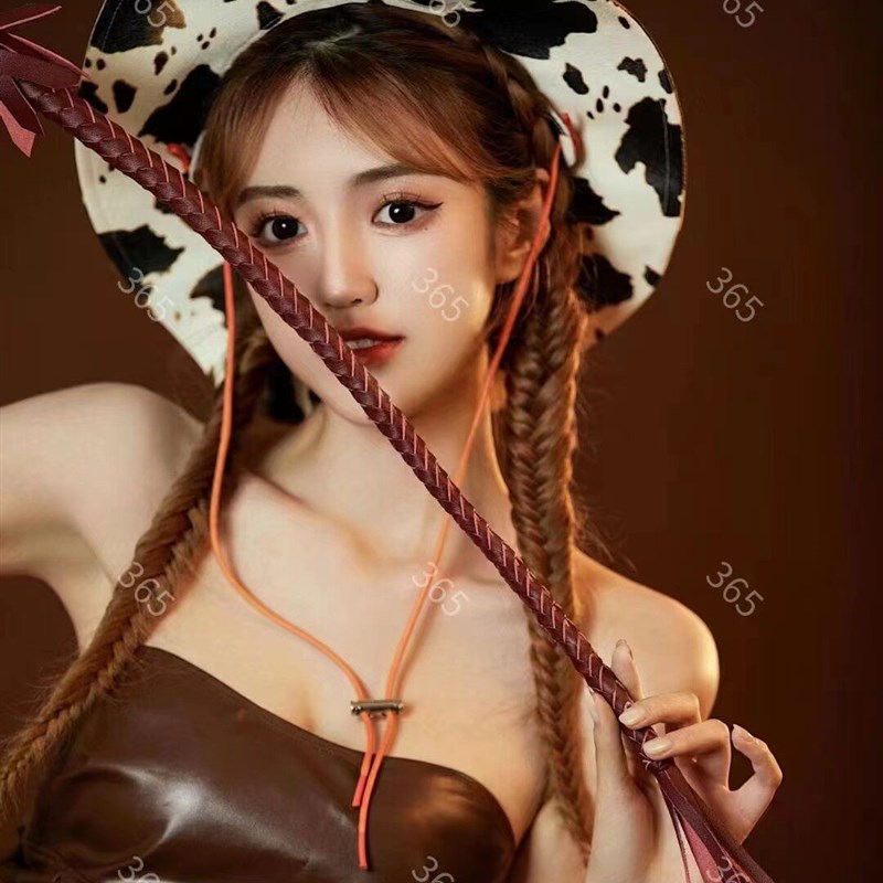 照相馆主题西部牛仔风写真艺术照摄影服装时尚性感夜店酒吧DS演出
