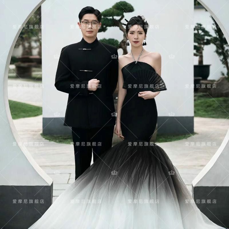 新款照相馆情侣主题园林风新中式国风鱼尾婚纱礼服水墨画 画婚纱