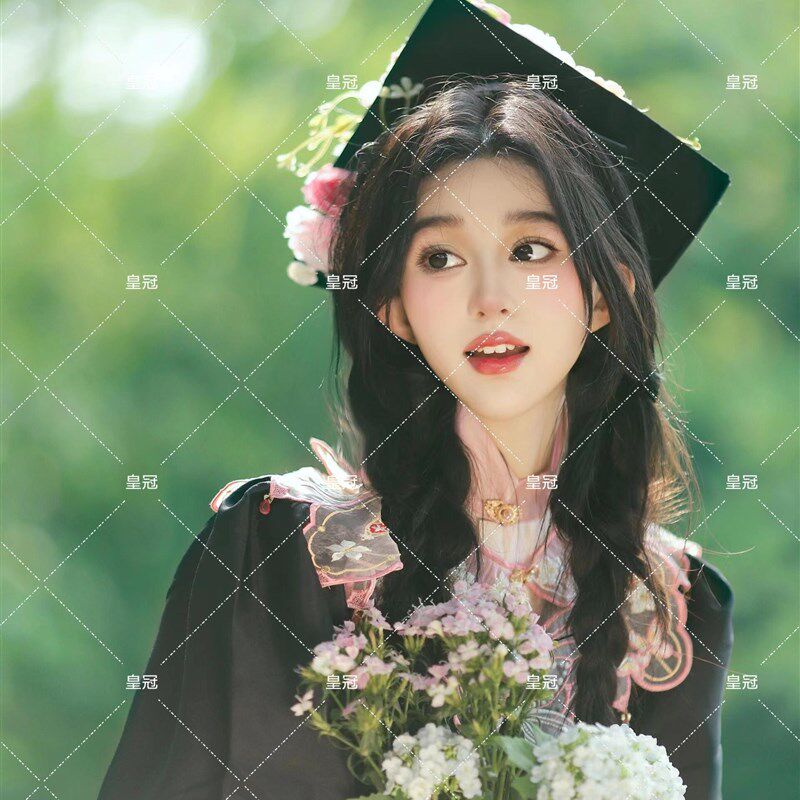 照相馆新中式中国风国潮明制汉服马面裙搭配学士服毕业服明制汉服