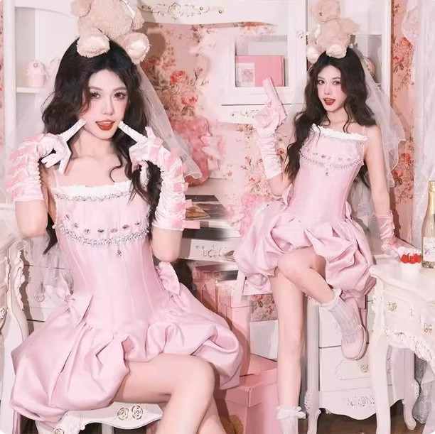 新款照相馆财阀千金名媛生日写真主题服装氛围感公主风艺术照摄影