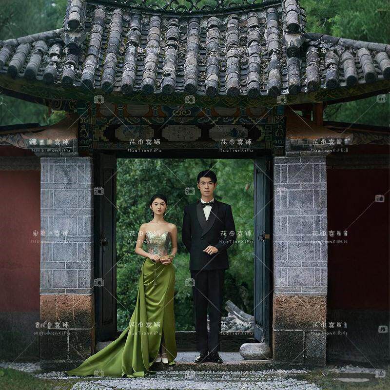 主题情侣新中式园林风婚纱照服装国风轻奢新娘晨袍敬酒订婚礼服
