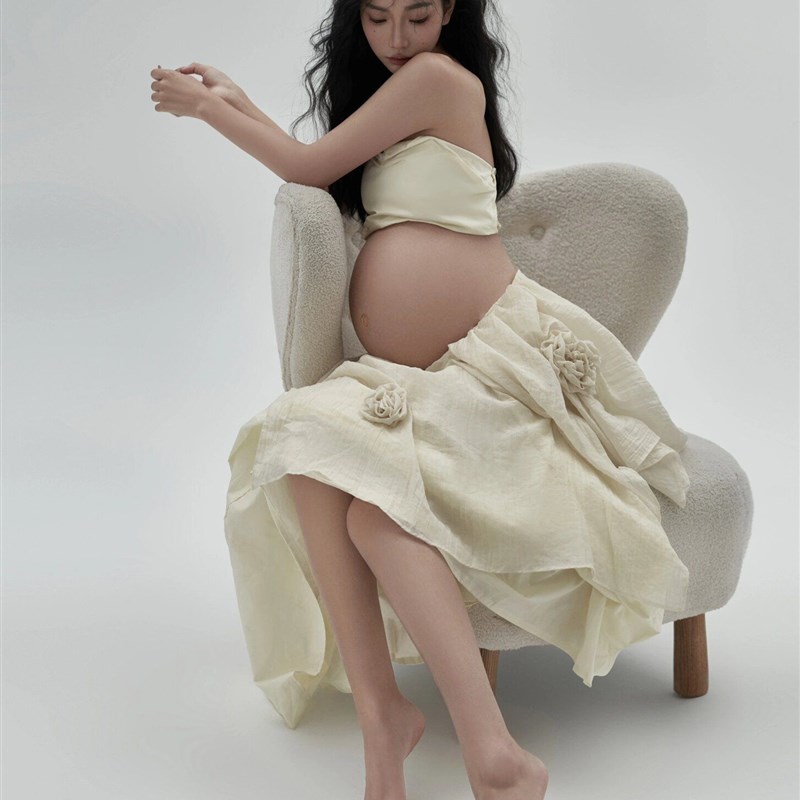 2024年新款影楼孕妇拍照摄影写真服装个性仙气花朵半身长裙摄影服