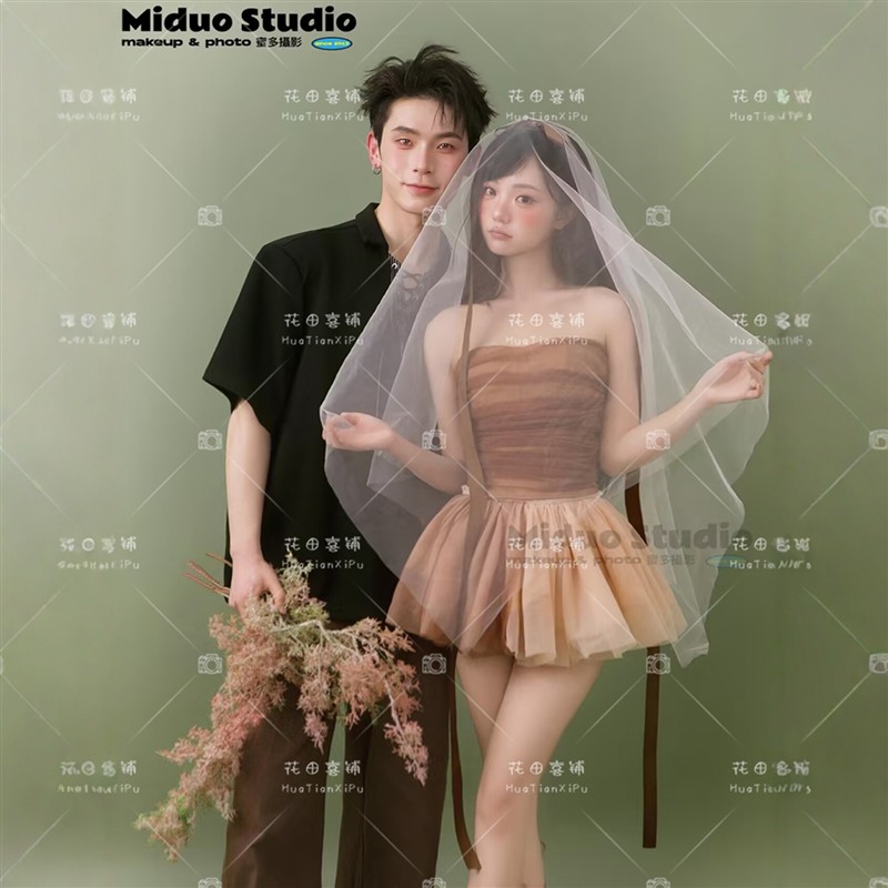 2026春日主题情侣写真焦糖复古芭蕾风韩杂拍摄室内婚纱照摄影服装
