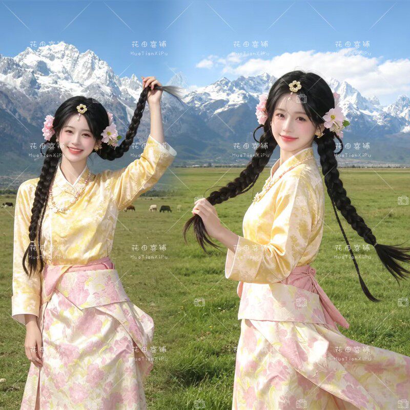 新款旅拍藏族服装大理云南丽江民族西藏少女爆款清新藏袍摄影藏服