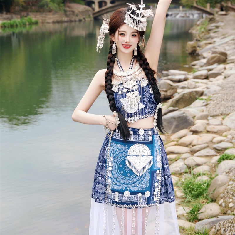 新款夏季旅拍哈尼苗疆少女民族风套装苗族土家族旅拍摄影写真服装