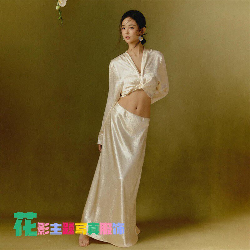 影楼v领衬衫套装女秋季长袖收腰裙性感镂空气质小众写真照摄影服
