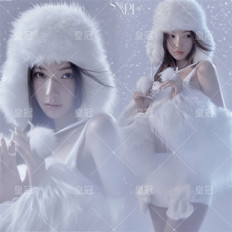 照相馆冬季雪景纯欲风耶诞写真主题服装女孩时尚皮草私房艺术照摄
