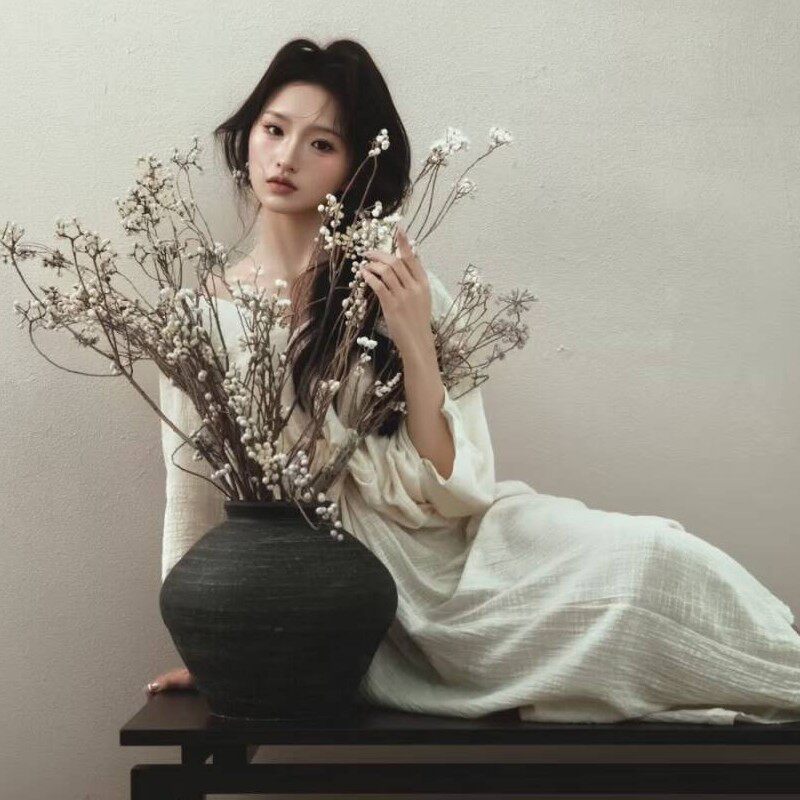 影楼新款新中式复古气质高级感黑色抹胸裙孕妇情侣写真主题摄影服