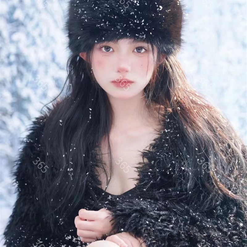 影楼秋冬纯欲氛围感少女黑色皮草白色雪景个人艺术照圣诞写真服装