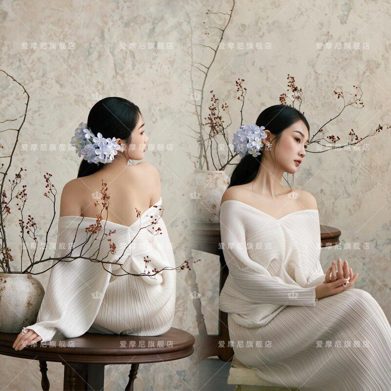 2025影楼新款主题新中式写真古典韵味国风旗袍复古个人艺术照服装图片