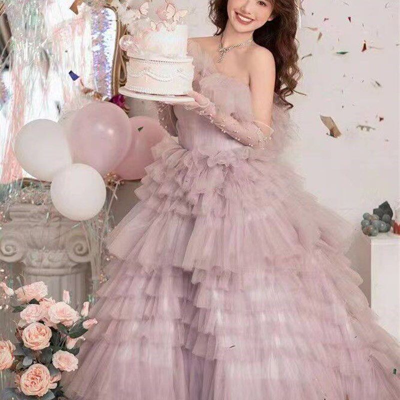 照相馆主题抹胸紫色婚纱韩系画报风少女氛围感生日艺术照写真蓬蓬