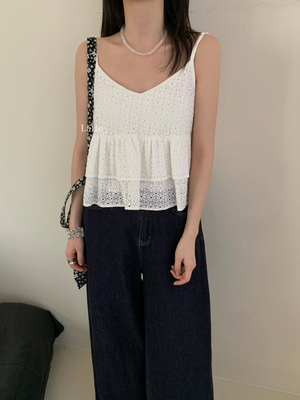 UR韩系蕾丝刺绣纯棉外搭可调节长短百褶小裙摆吊带79151