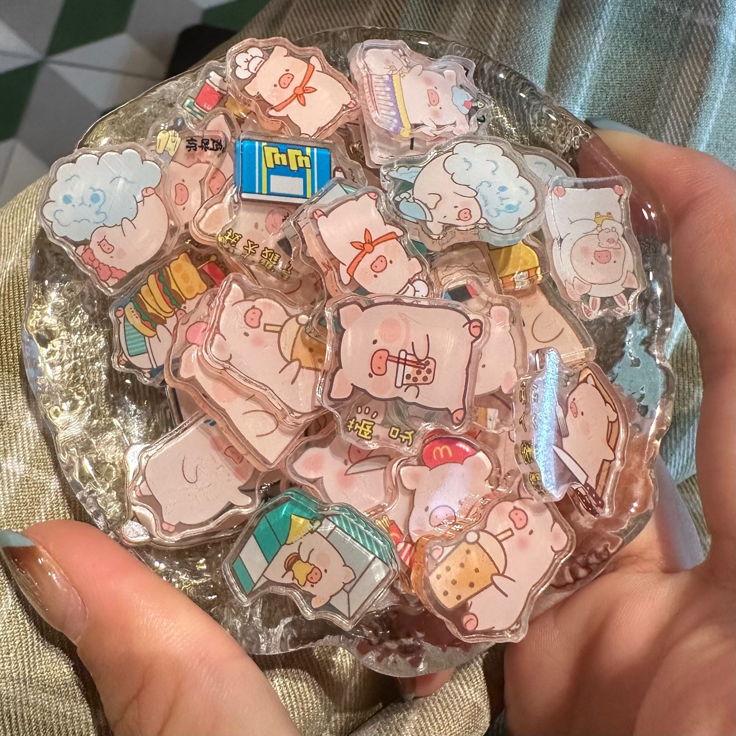 帕恰狗手工diy材料亚克力贴片可爱LuLu猪贴片手机壳装饰配件饰品