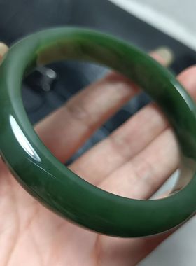 十四年老店和田碧玉菠菜绿平安手镯色泽浓郁密度高油润细腻起荧光