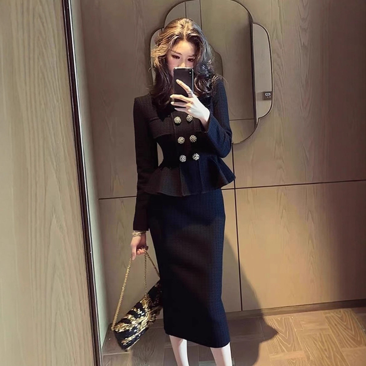 2026新款新中式高智感女装小香风黑色外套裙装炸街穿搭套装两件套,女装/女士精品,时尚套装,淘宝优惠券,粉丝福利购,淘宝优惠卷