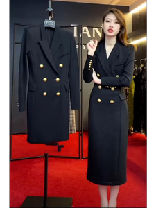 高级感长款西装连衣裙女2026年春秋新款轻奢时尚设计感职业装裙子