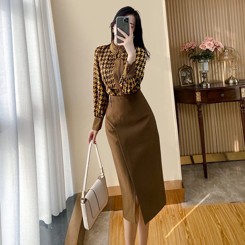 2026新款时尚韩版百搭显瘦复古衬衫包裙女装OL通勤春秋套装裙装潮