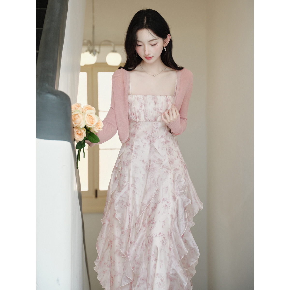 2026新款海边度假长裙碎花连衣裙吊带裙女新款时尚穿搭裙子两件套