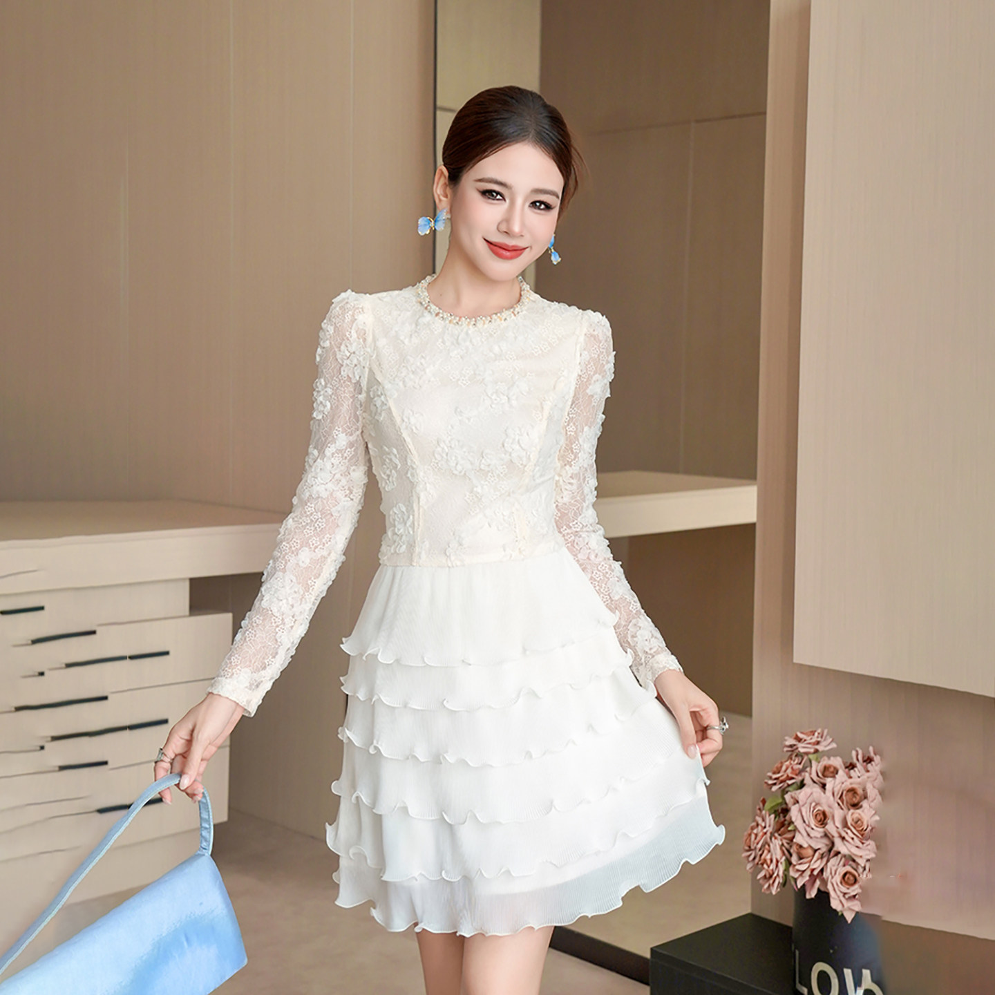 2025新款秋季气质仙女收腰蓬蓬连衣裙蕾丝绣花女装优雅名媛蛋糕裙,女装/女士精品,连衣裙,淘宝优惠券,粉丝福利购,淘宝优惠卷