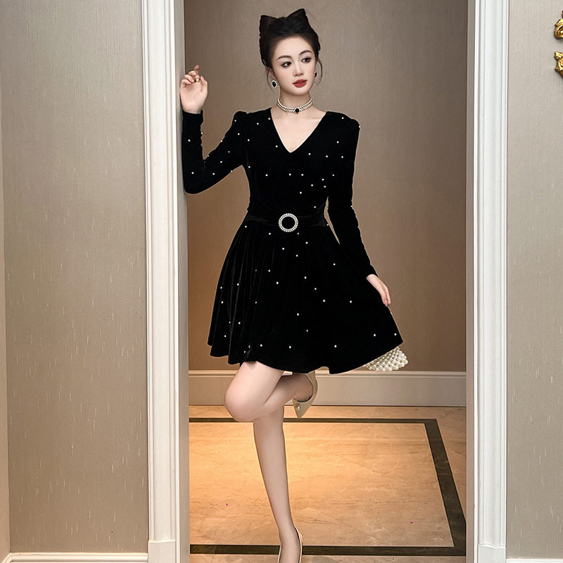 赫本风小礼服平时可穿黑色晚礼服宴会名媛聚会生日派对丝绒连衣裙