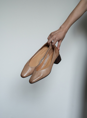 Fermina 秋季新款浅口单鞋女粗跟中跟法式复古通勤风女鞋软面牛皮