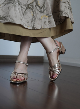 Fermina 法式复古露趾凉鞋女夏2025新款中跟鞋搭扣后空女鞋通勤风