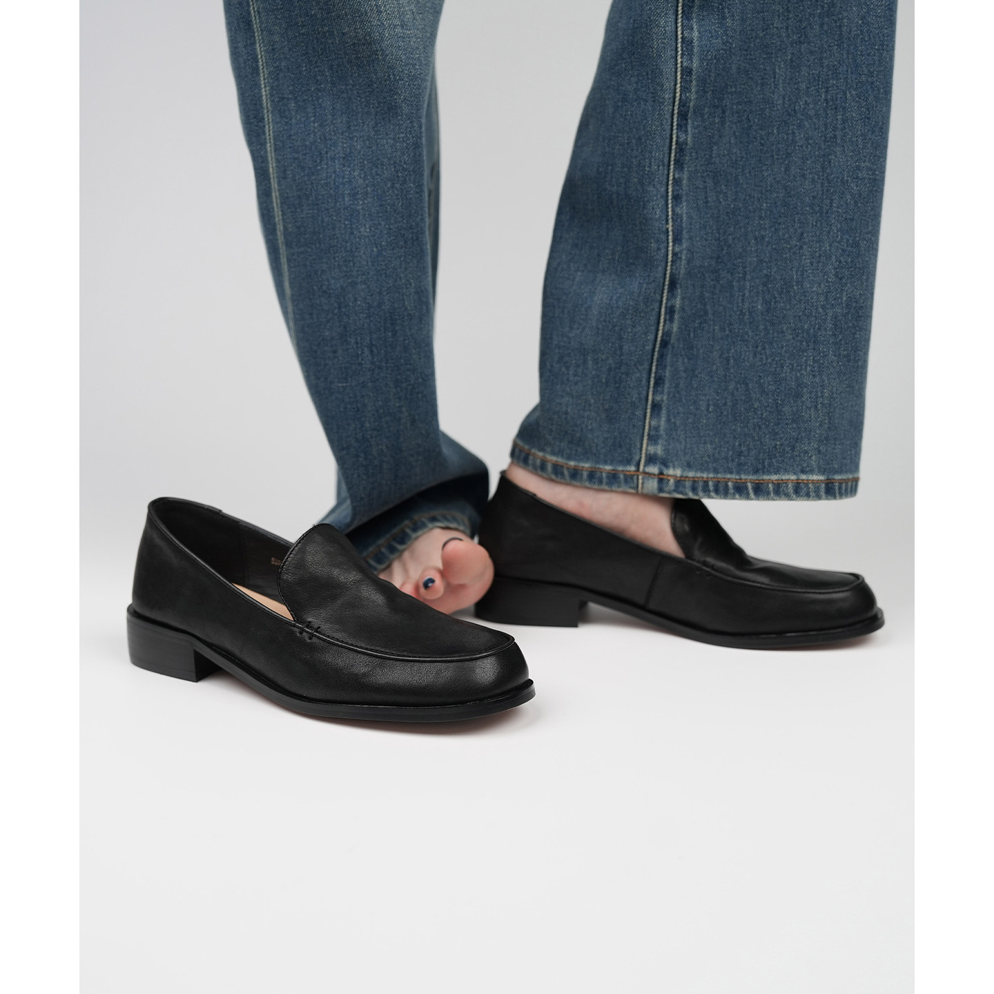 Fermina通勤平底一脚蹬穆勒鞋