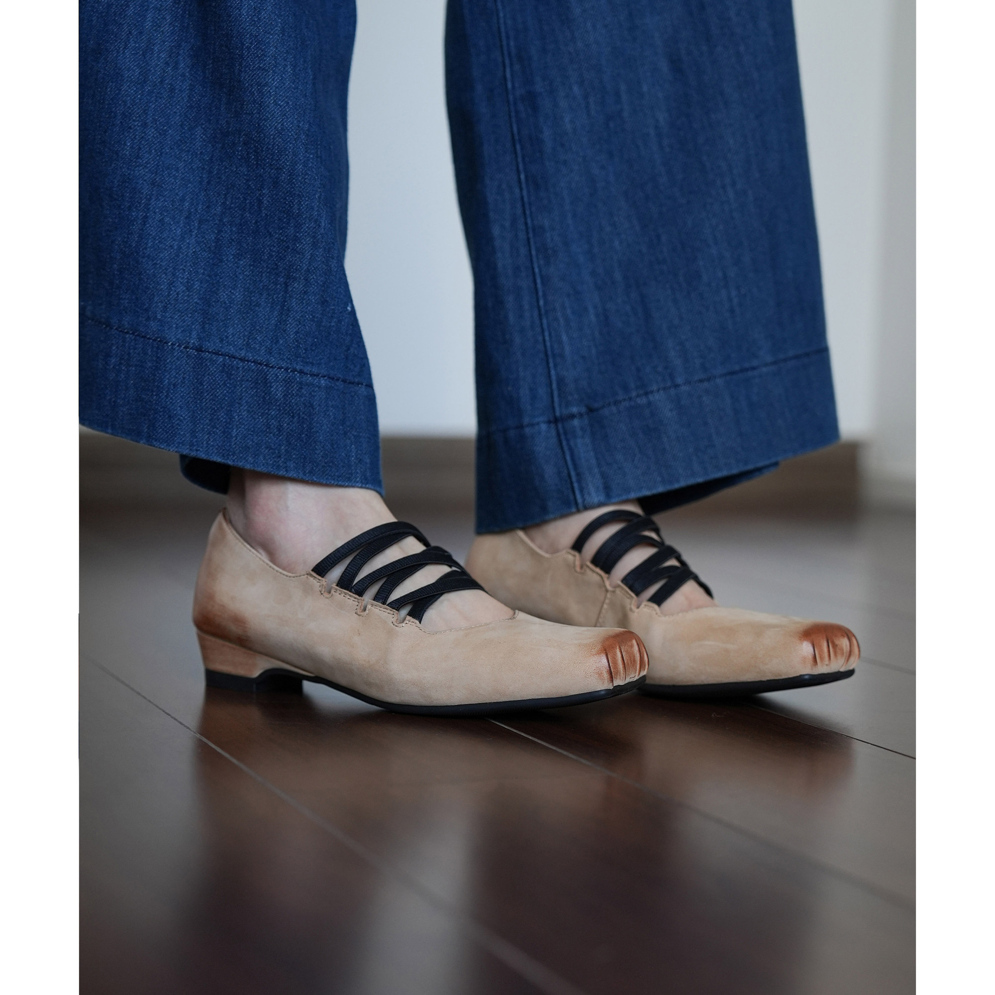 Fermina 方头浅口芭蕾舞鞋女平底低跟百搭猪鼻鞋真皮玛丽珍鞋单鞋