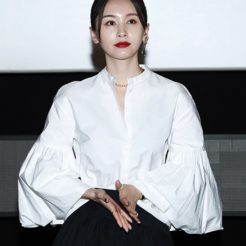 王子文明星同款白色喇叭袖衬衫