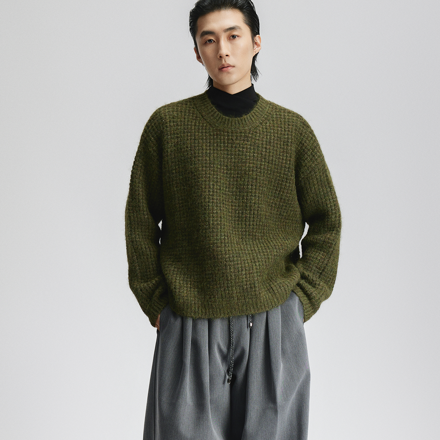 三木公白 复古圆领混纺羊毛衫男宽松 高级感套头针织衫毛衣绿色