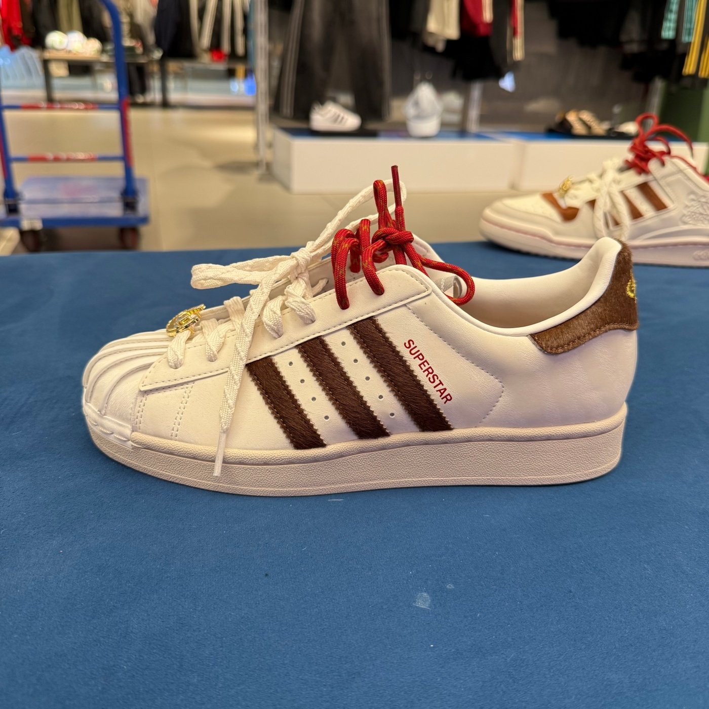 Adidas阿迪达斯三叶草新年马年限定男女贝壳头运动休闲板鞋KJ6293,运动鞋new,运动休闲鞋,淘宝优惠券,粉丝福利购,淘宝优惠卷