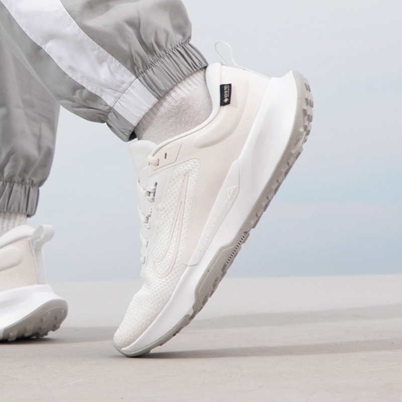 正品Nike/耐克男子春新款低帮轻便百搭户外运动休闲跑步鞋FB2067