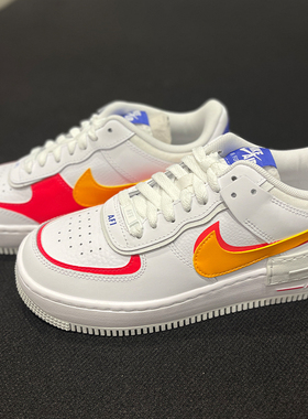 正品Nike耐克女子AirForce马卡龙空军一号休闲运动板鞋DZ1847-100